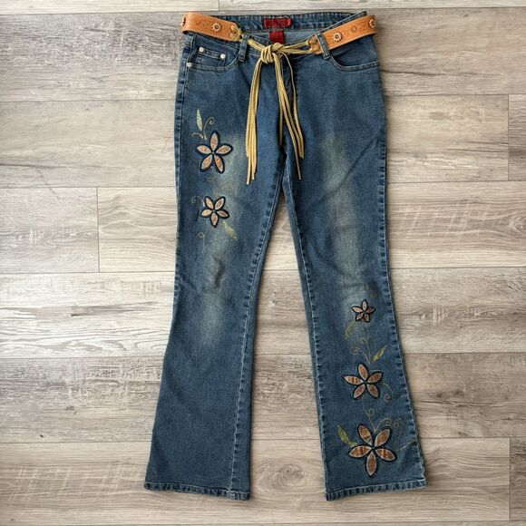 Vintage 90s Y2K Embroidered Floral Flare Leg Jeans 7 Bohemian Hippie Fringe Belt - Picture 1 of 8